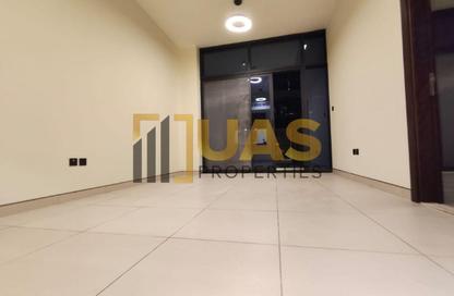 Apartment - 1 Bedroom - 2 Bathrooms for rent in Saleh Residence 3 - Jumeirah Garden City - Al Satwa - Dubai
