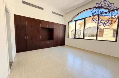 Villa - 6 Bedrooms - 7 Bathrooms for rent in Village 33 - Al Barsha 1 - Al Barsha - Dubai