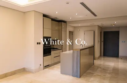Apartment - 2 Bedrooms - 3 Bathrooms for rent in The 8 - The Crescent - Palm Jumeirah - Dubai