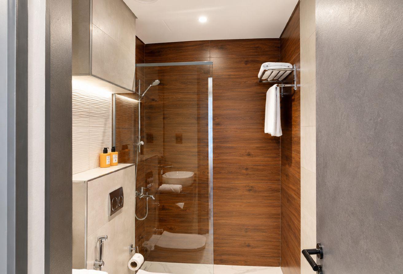 Exclusive Duplex | Modern Living | Marina Moon photo 18