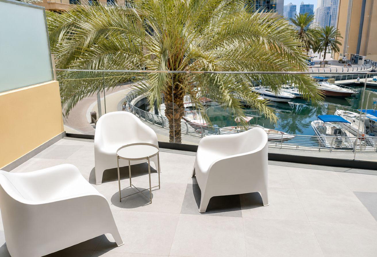Exclusive Duplex | Modern Living | Marina Moon photo 6