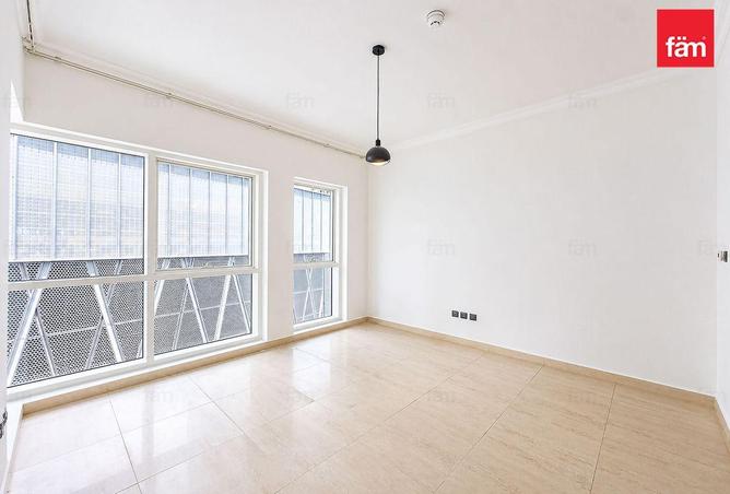 82374562 - صورة العقار 2