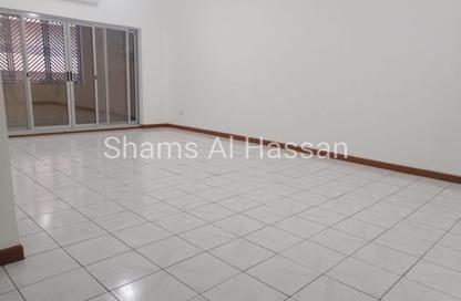 Apartment - 2 Bedrooms - 2 Bathrooms for rent in Al Muraqqabat 596 - Al Muraqqabat - Deira - Dubai Apartment - 2 Bedrooms - 2 Bathrooms for rent in Al Muraqqabat 596 - Al Muraqqabat - Deira - Dubai