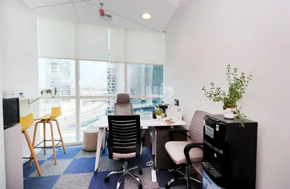 مكتب - استوديو للايجار في B2B  برج - الخليج التجاري - دبي