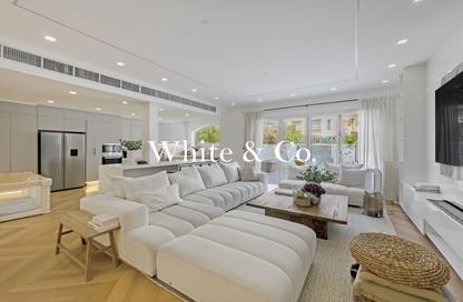 Villa - 3 - 3 for sale in Springs 11 - The Springs - Dubai