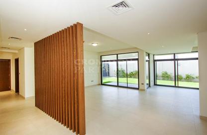 Villa - 4 Bedrooms - 5 Bathrooms for sale in West Yas - Yas Island - Abu Dhabi