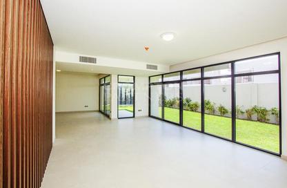 Villa - 4 Bedrooms - 5 Bathrooms for sale in West Yas - Yas Island - Abu Dhabi