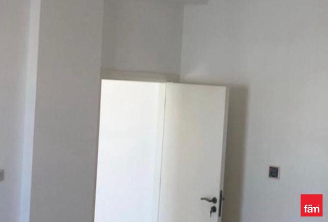 74233635 - صورة العقار 2