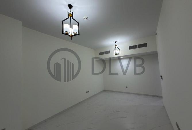 100408248 - Property Image 3