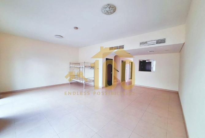 81127657 - Property Image 2