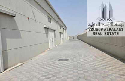Warehouse - Studio - 7+ for rent in Al Sajaa S - Al Sajaa - Sharjah