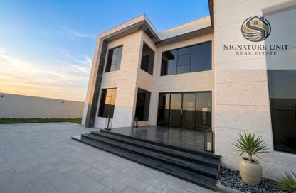 Villa - 4 Bedrooms - 7 Bathrooms for rent in Al Aweer 1 - Al Aweer - Dubai