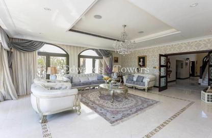 Villa - 5 - 5 for rent in Garden Homes Frond P - Garden Homes - Palm Jumeirah - Dubai