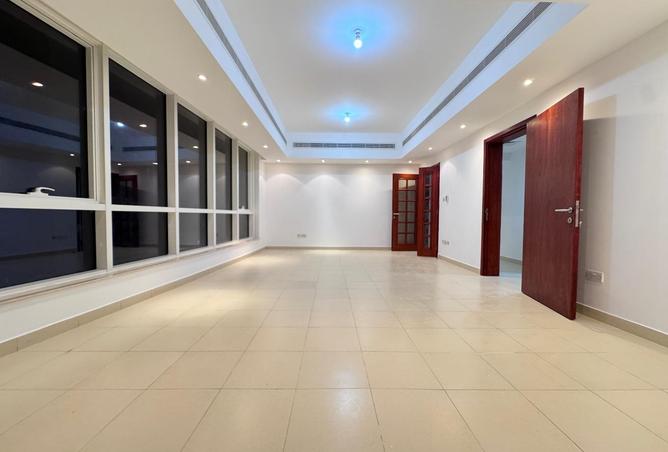 98274388 - Property Main Image