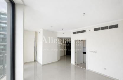 Apartment - 1 - 2 for rent in Carson B - Carson - Damac Hills - Dubai