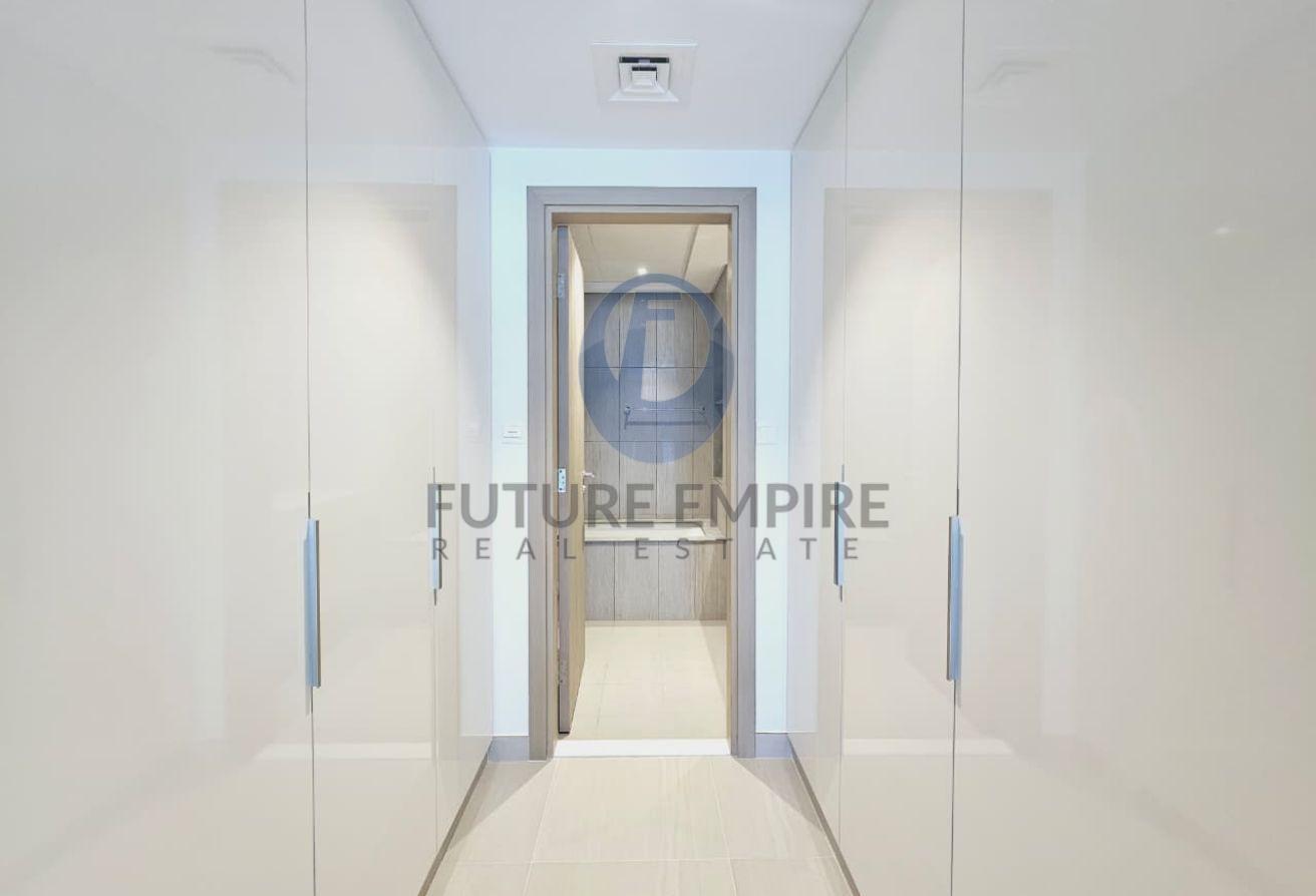 WATERFRONT APARTMENT |HUGE 2BR + MAID| White Goods photo 23
