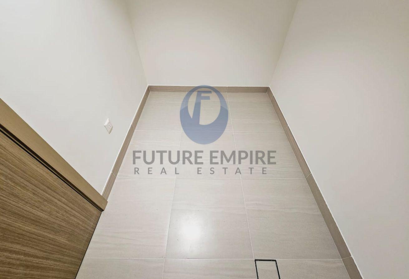 WATERFRONT APARTMENT |HUGE 2BR + MAID| White Goods photo 6