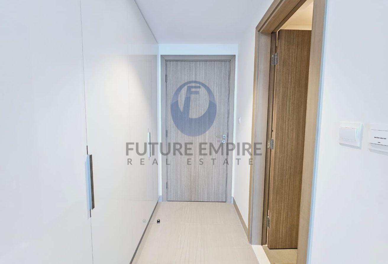 WATERFRONT APARTMENT |HUGE 2BR + MAID| White Goods photo 14