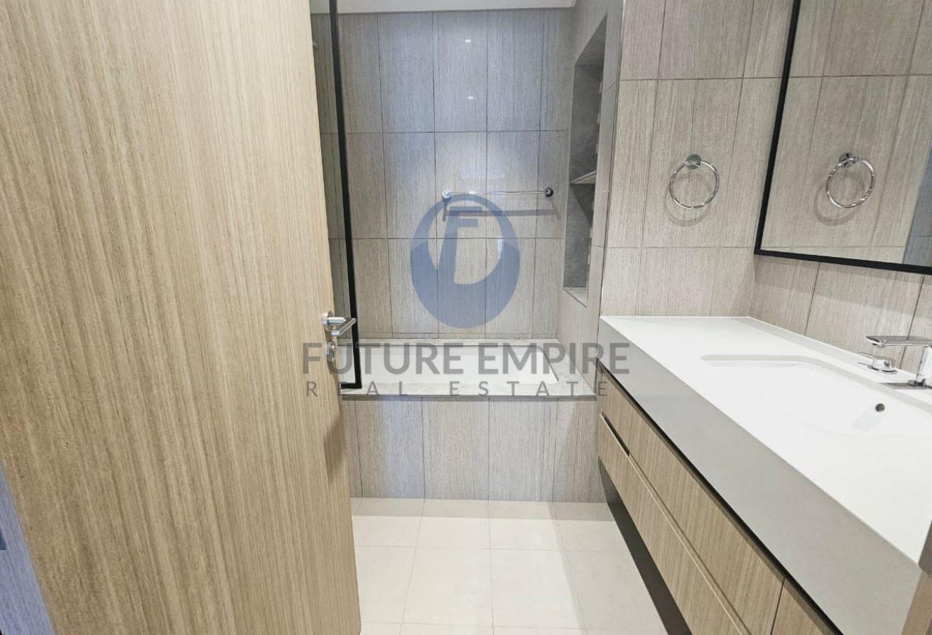WATERFRONT APARTMENT |HUGE 2BR + MAID| White Goods photo 18