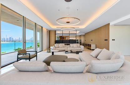 Apartment - 3 - 5 for sale in Serenia Living Tower 4 - Serenia Living - Palm Jumeirah - Dubai