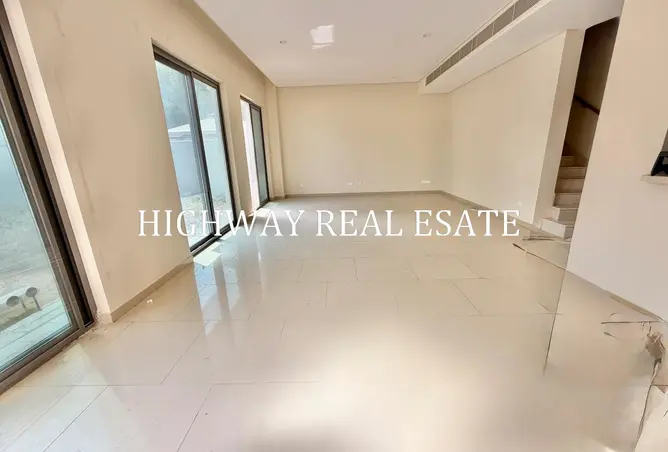 155521204 - Property Image 3