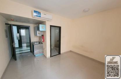 Apartment - Studio - 6 for rent in Al Jurf - Ajman Downtown - Ajman