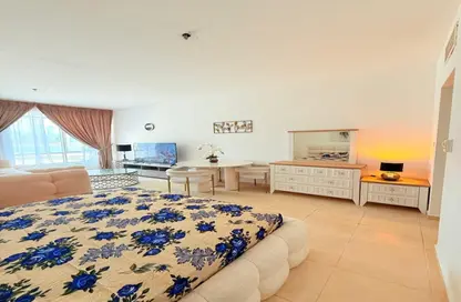 Apartment - Studio - 1 Bathroom for rent in Beach Tower 1 - Al Khan Lagoon - Al Khan - Sharjah