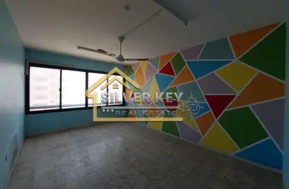 Apartment - 2 Bedrooms - 2 Bathrooms for rent in Abu Shagara building - Abu shagara - Sharjah