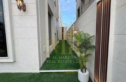 Villa - 5 Bedrooms - 7 Bathrooms for sale in Al Helio 2 - Al Helio - Ajman