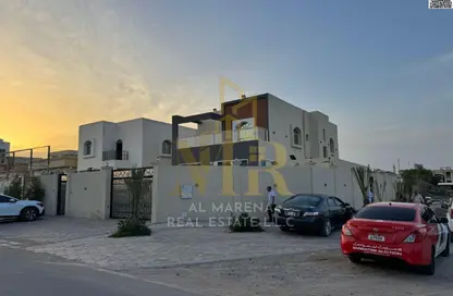 فيلا - 6 غرف نوم - 8 حمامات للبيع في 1 المويهات - المويهات - عجمان