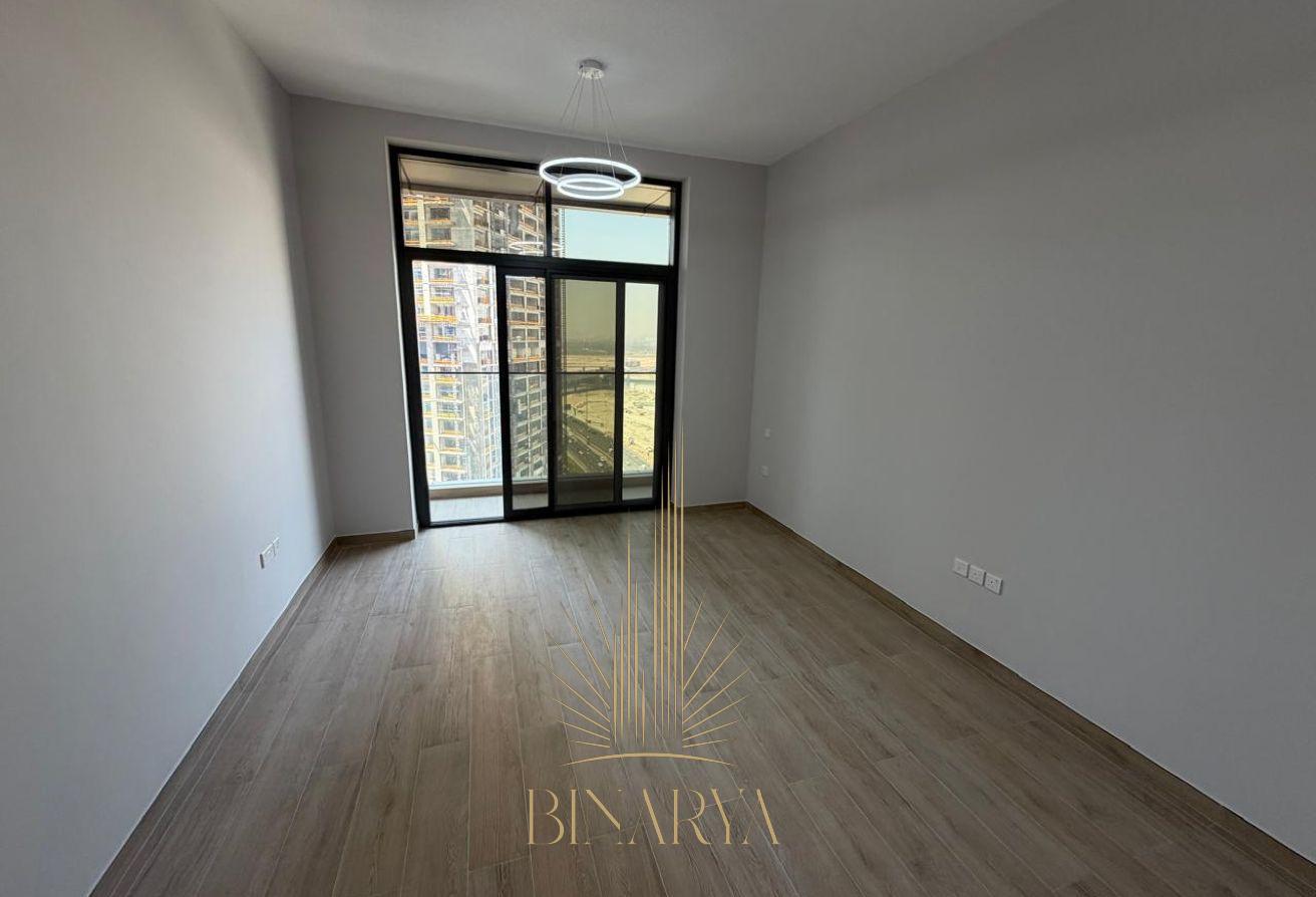 Spacious Layout | High Floor | Brand New photo 14