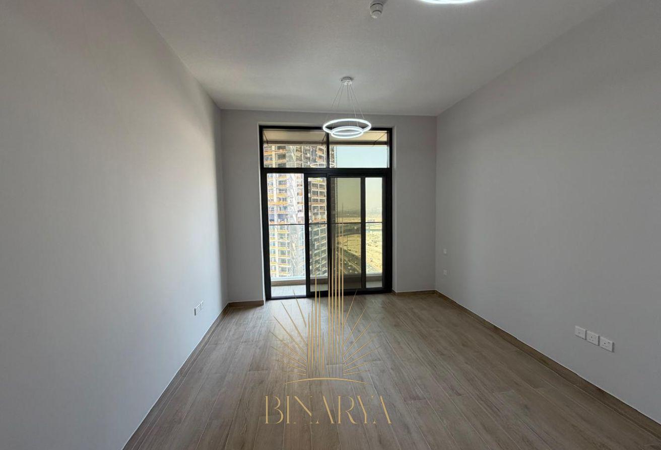 Spacious Layout | High Floor | Brand New photo 13