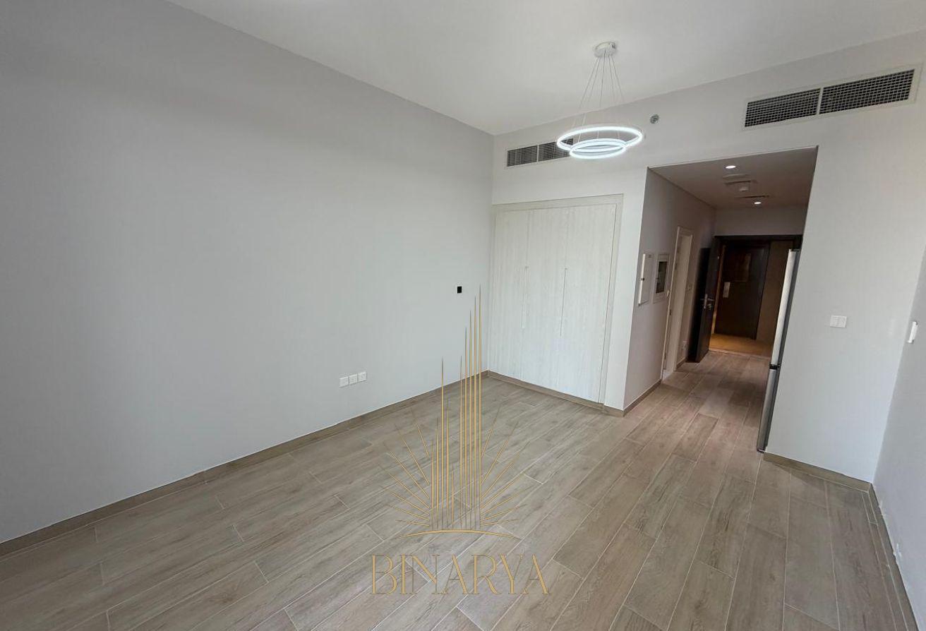 Spacious Layout | High Floor | Brand New photo 16