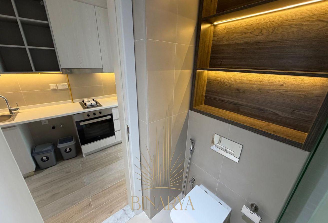 Spacious Layout | High Floor | Brand New photo 18