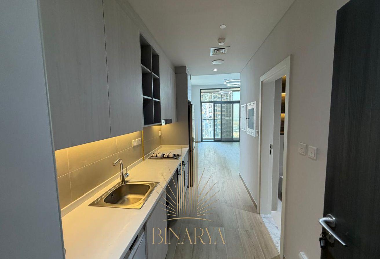 Spacious Layout | High Floor | Brand New photo 21