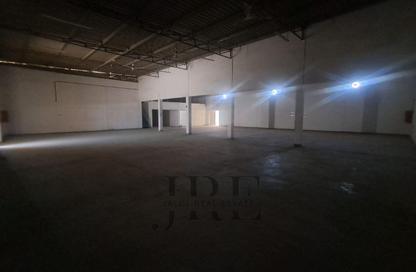 Warehouse - Studio - 1 Bathroom for rent in Al Sajaa Industrial - Al Sajaa - Sharjah