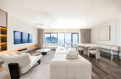 Apartment - 3 Bedrooms - 3 Bathrooms for sale in Damac Heights - Dubai Marina - Dubai