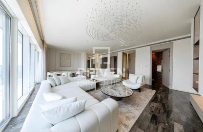 Apartment - 3 Bedrooms - 3 Bathrooms for sale in Damac Heights - Dubai Marina - Dubai