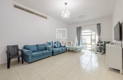 Apartment - 2 Bedrooms - 3 Bathrooms for sale in Olympic Park 4 - Olympic Park Towers - Dubai Sports City - Dubai