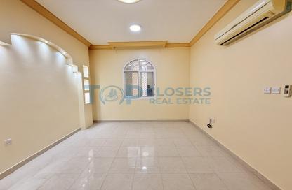 Apartment - 3 Bedrooms - 3 Bathrooms for rent in Hai Al Wadi - Al Jimi - Al Ain