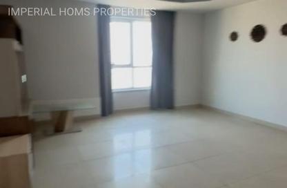Apartment - 1 Bedroom - 2 Bathrooms for sale in Cornish Tower - Al Rumaila - Ajman