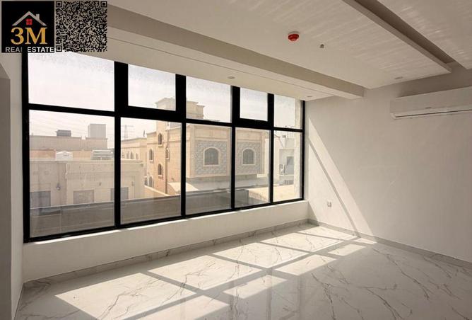 70670809 - Property Image 2