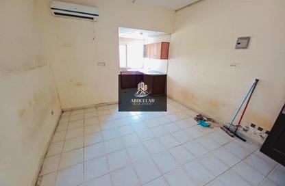 Apartment - Studio - 1 Bathroom for rent in Muwaileh 29 Building - Muwaileh - Sharjah