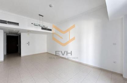 Apartment - Studio - 1 Bathroom for rent in Lake Terrace - JLT Cluster D - Jumeirah Lake Towers - Dubai