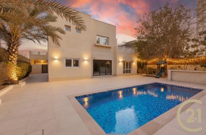 Villa - 4 Bedrooms - 4 Bathrooms for sale in Meadows 2 - Meadows - Dubai