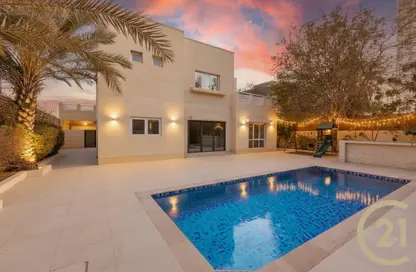 Villa - 4 Bedrooms - 4 Bathrooms for sale in Meadows 2 - Meadows - Dubai