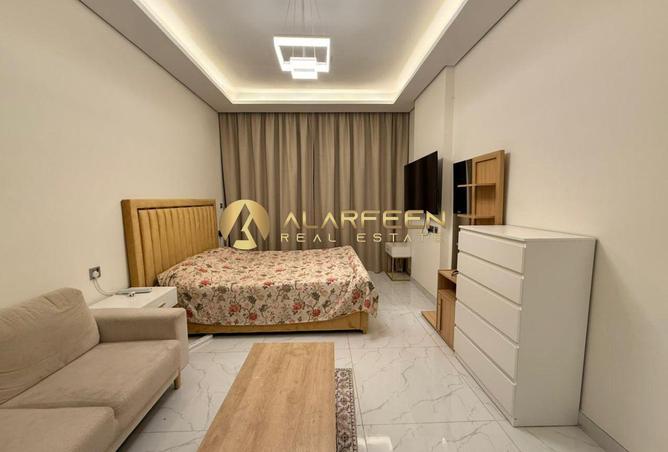 94008013 - Property Main Image