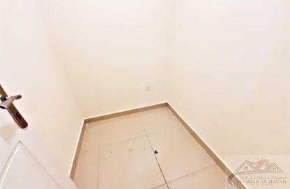Apartment - 2 Bedrooms - 2 Bathrooms for rent in Muwaileh 29 Building - Muwaileh - Sharjah