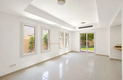 Townhouse - 2 Bedrooms - 3 Bathrooms for rent in Springs 2 - The Springs - Dubai