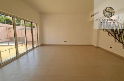 Villa - 4 - 5 for rent in Nad Al Sheba Villas - Nad Al Sheba 3 - Nad Al Sheba - Dubai